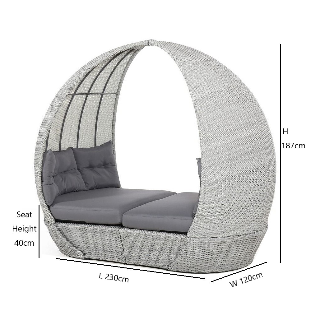 TC009 Small Lotus Design Outdoor Rattan Daybed with Weatherproof Cushions